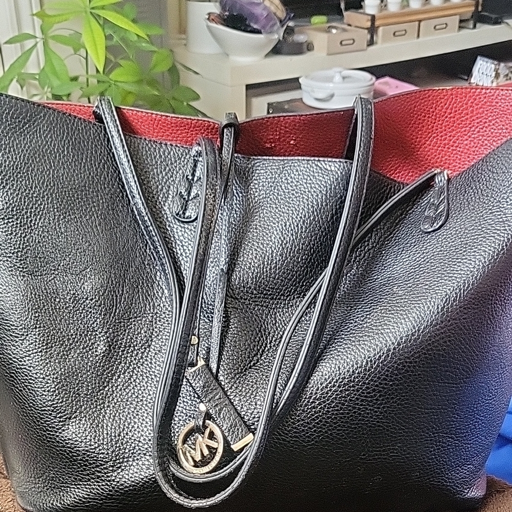 Michael Kors Black and Red Women's Bag